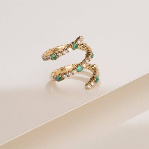 Ceremony Diamonds and Emerald Gold Ring
